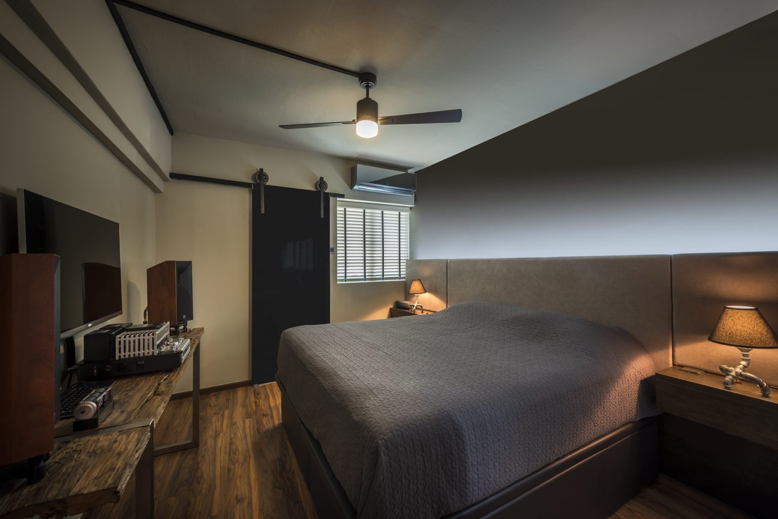 15 Stunning-Looking Master Bedroom in Singapore