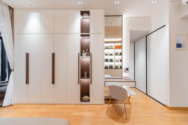 4-Luxus Hill_Nicky Haw+Anzie Lee