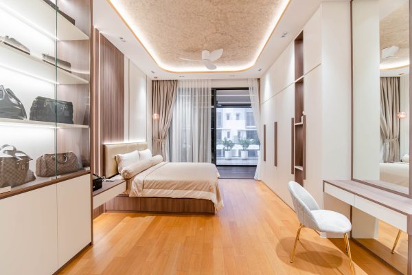 1-Luxus Hill_Nicky Haw+Anzie Lee