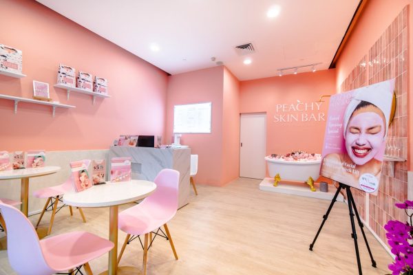 Facial Shop Peachy Skin Bar Outlet 2 by Lucas Ong 1